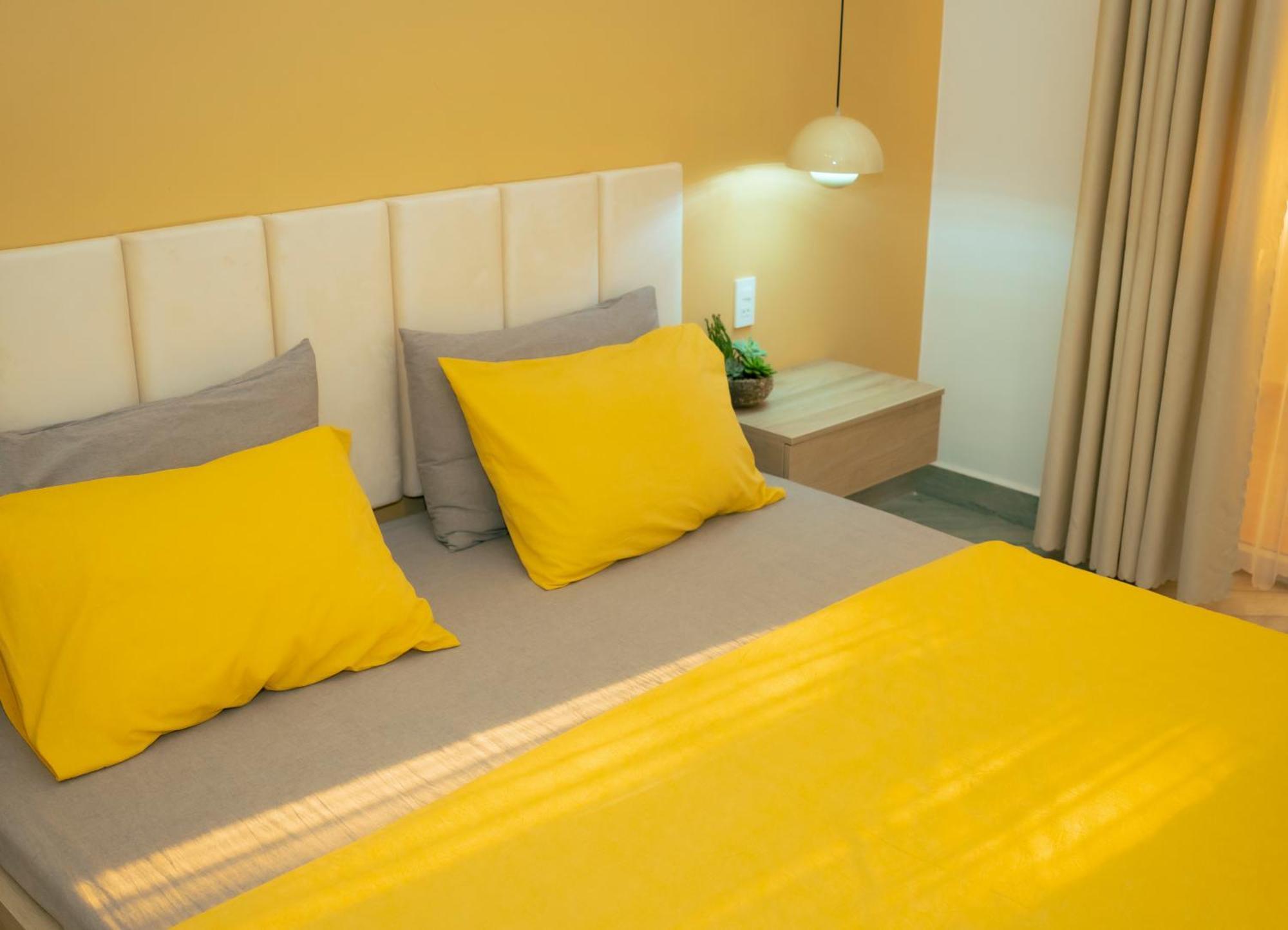 La Homestay Лонгсюен Экстерьер фото