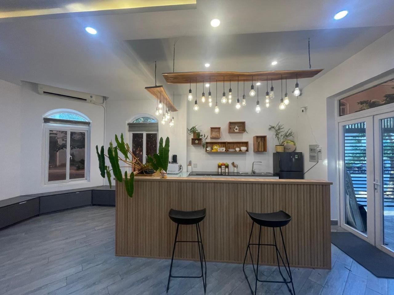 La Homestay Лонгсюен Экстерьер фото