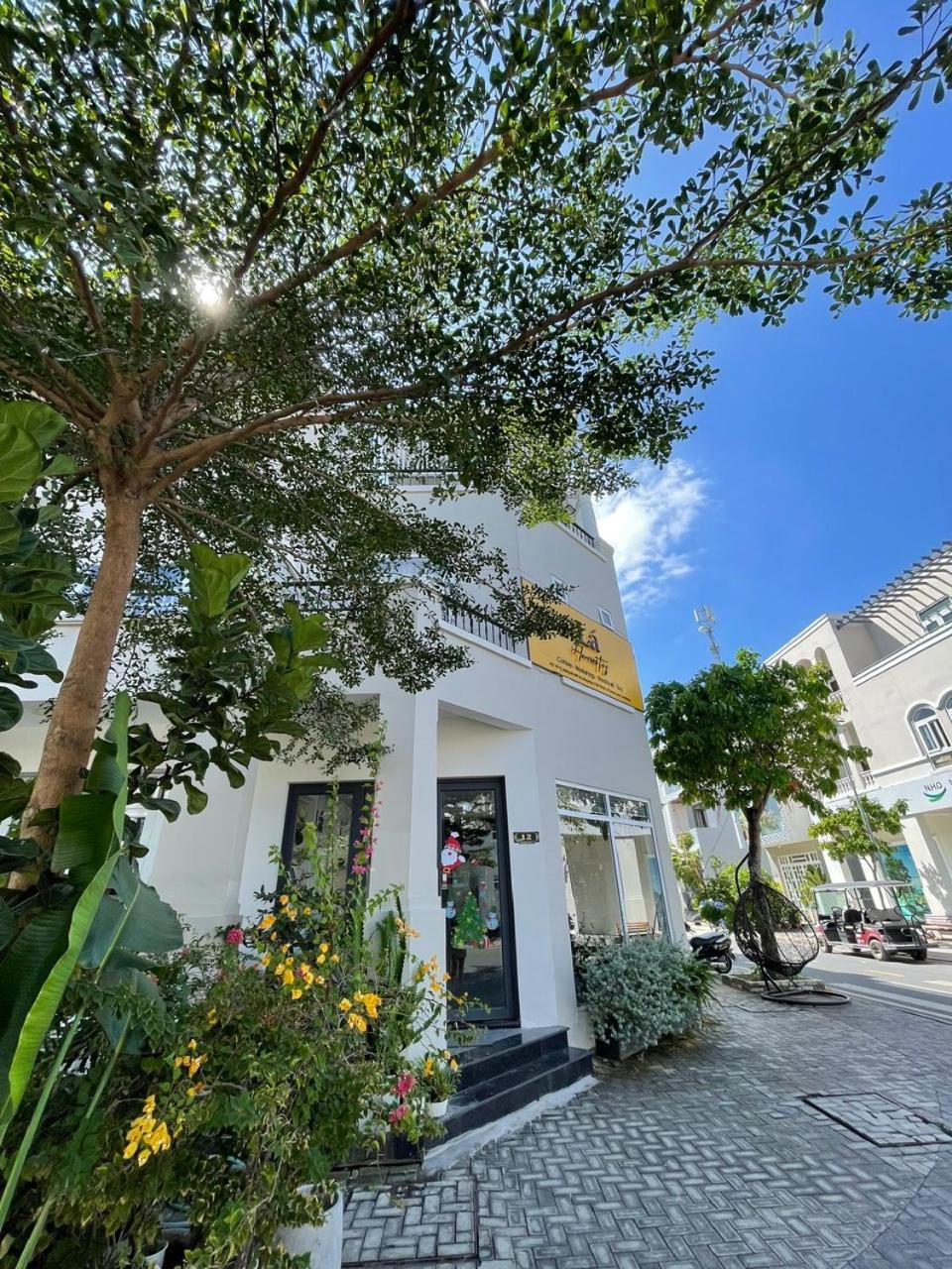 La Homestay Лонгсюен Экстерьер фото